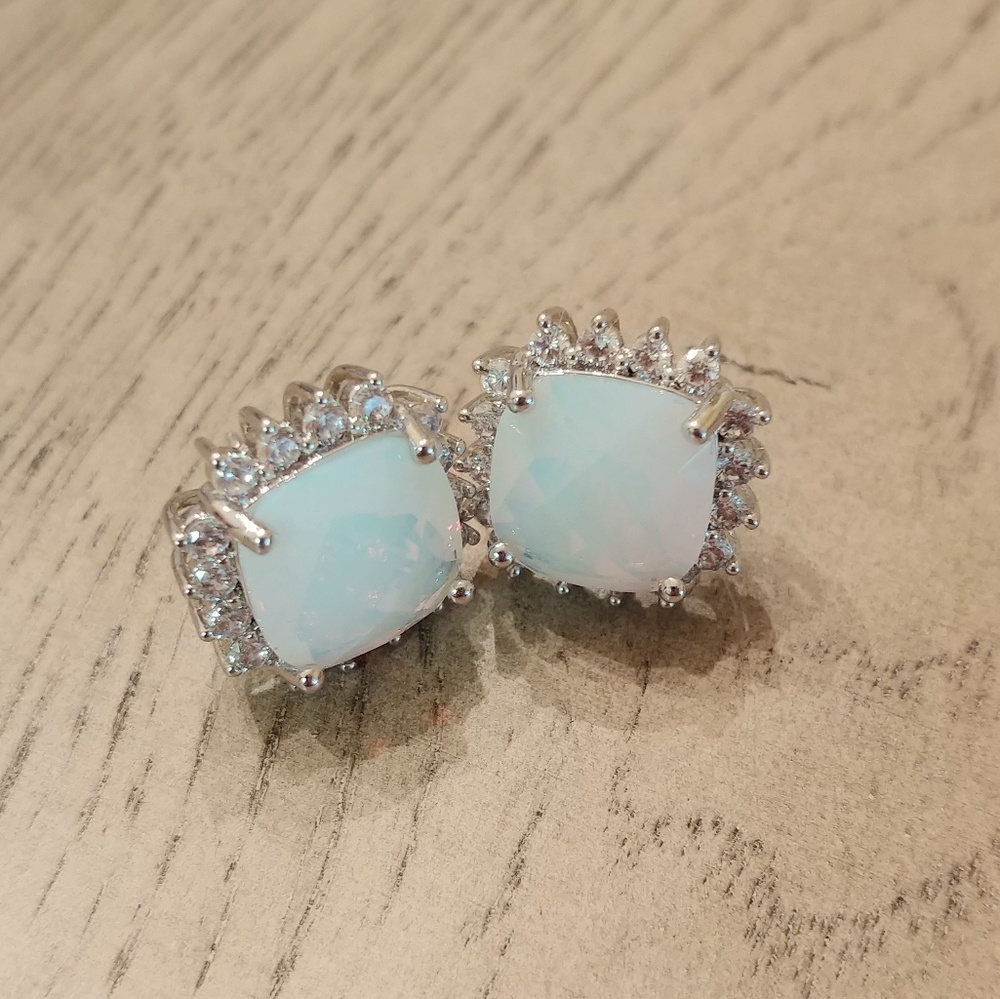 Opal and rhinestone earrings - Picture 1 of 2